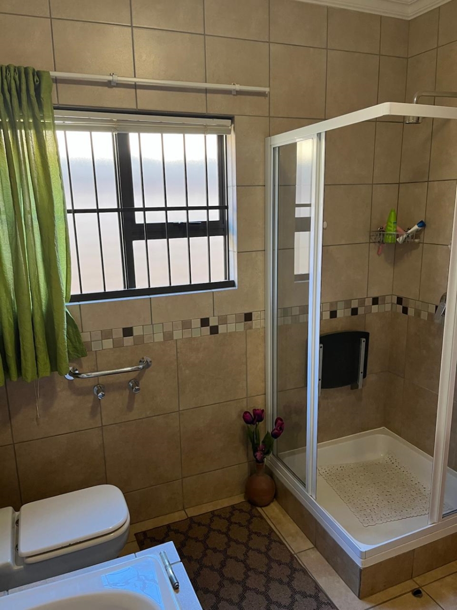 2 Bedroom Property for Sale in Helicon Heights Free State